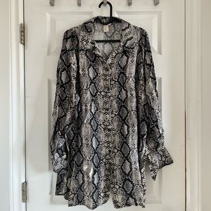 H&M Patterned Button Up